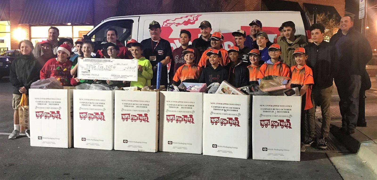 toys-for-tots1-1600